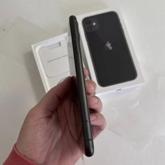 Apple iPhone 11
